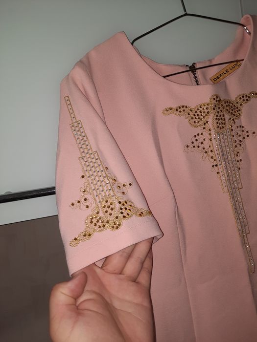 Сукня колір пудра XL