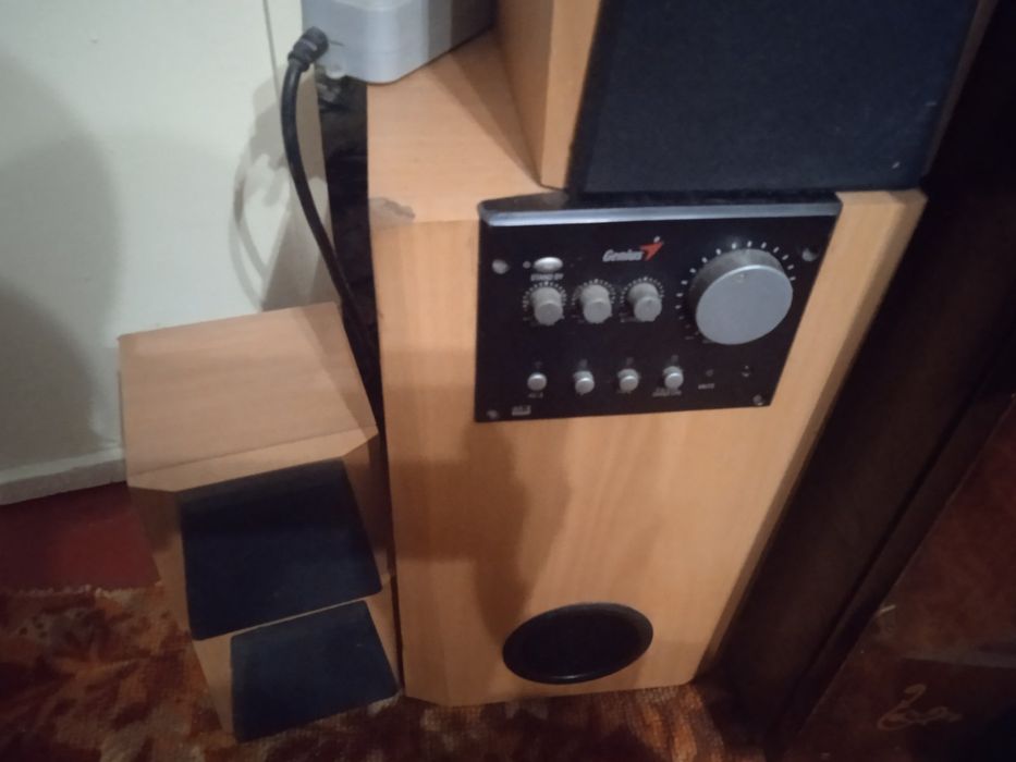 Акустика 5.1 Гениус.