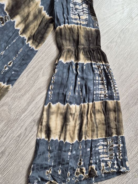 Śliczna zwiewna bluzka damska S M 100% rayon szerokie rękawy