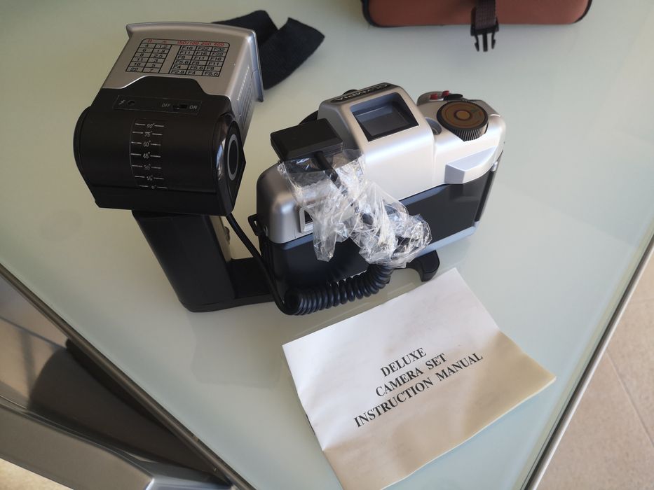 Máquina fotográfica OLYMPIA