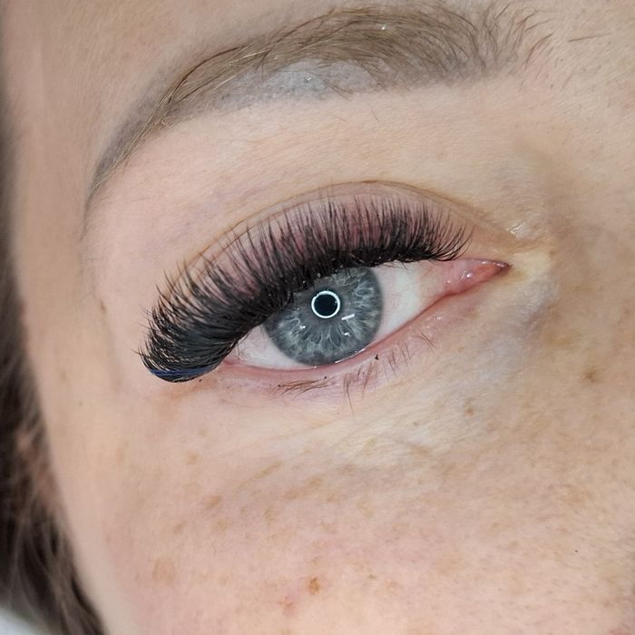 Stylizacja rzęs - Przedłużanie rzęs - Sosnowiec rzęsy