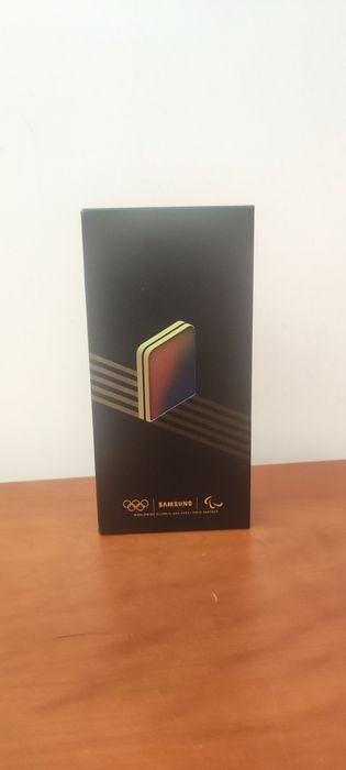 Samsung Flip 6 edição olímpicos