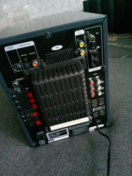 Музыкальный центр MEDION 120W GERMANY    Без  акустики