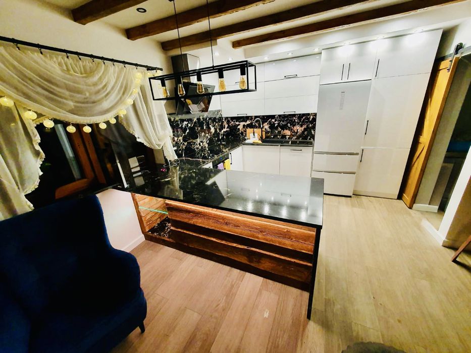 Sprzedam dzialke z dwoma domami