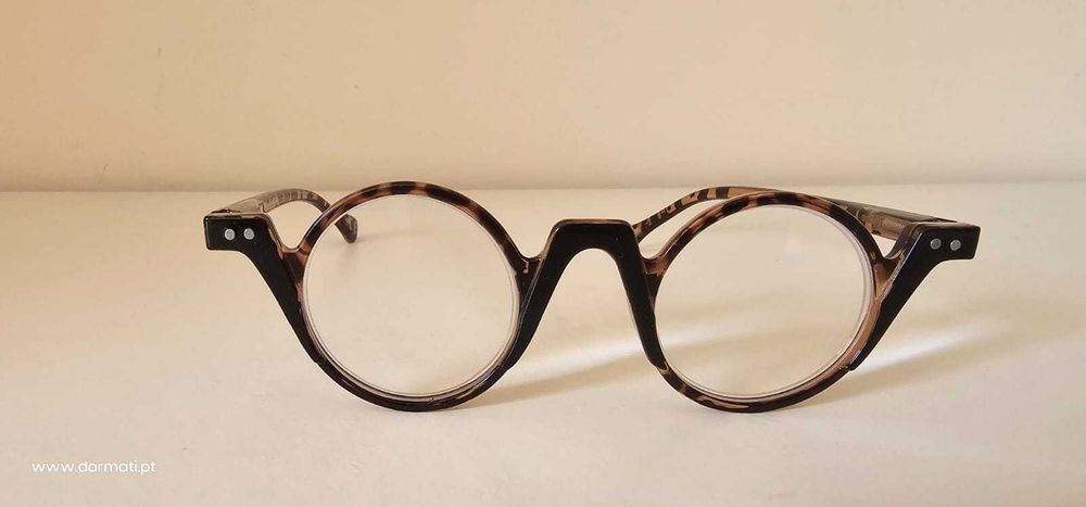 ÓCULOS DE LEITURA PRÉ-GRADUADOS