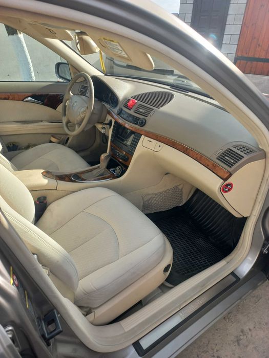 Продам Мерседес w211 2.2 cdi