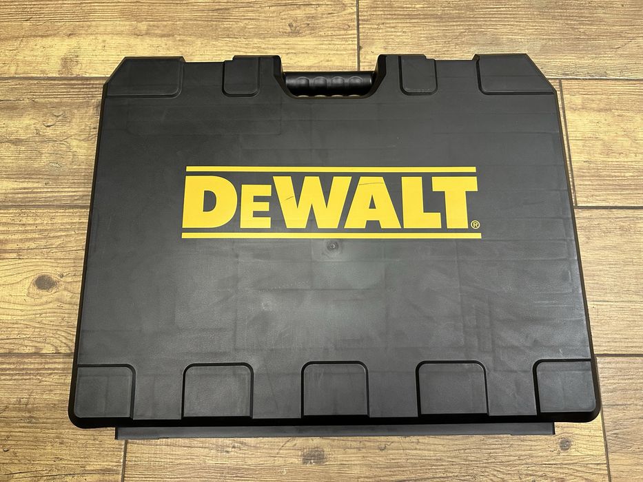 Młotowiertarka, młot SDS-Max DeWalt D25481 z 2025r. | walizka transportowa