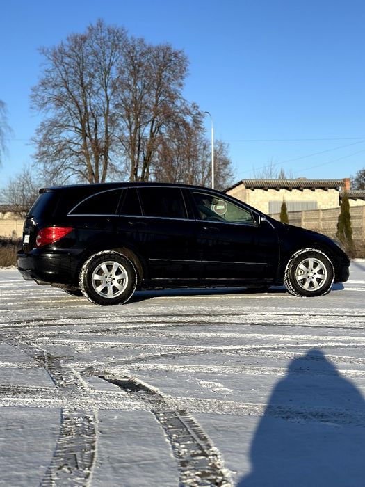 Продам автомобіль Mercedes-Benz r-class 320cdi  3.0 дизель 
Автомобіль