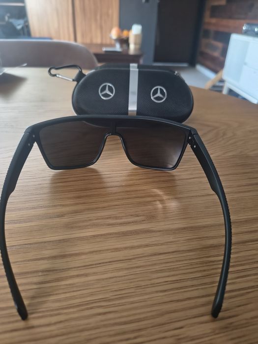 Okulary przeciwsłoneczne z polaryzacją Nowe Mercedes AMG