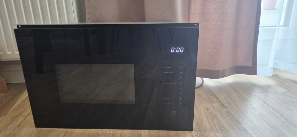 Mikrofala SHARP 25L! Stan idealny!