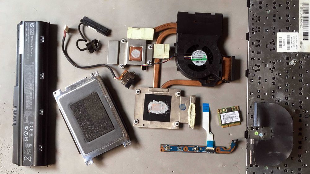 Portátil HP DV6-6080ep (LH774EA) - venda de componentes.