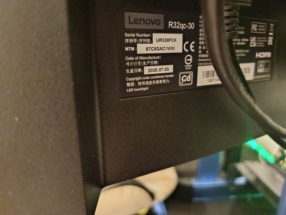 Monitor Curvo Lenovo R32qc-30 VA 31.5" QHD 180HZ