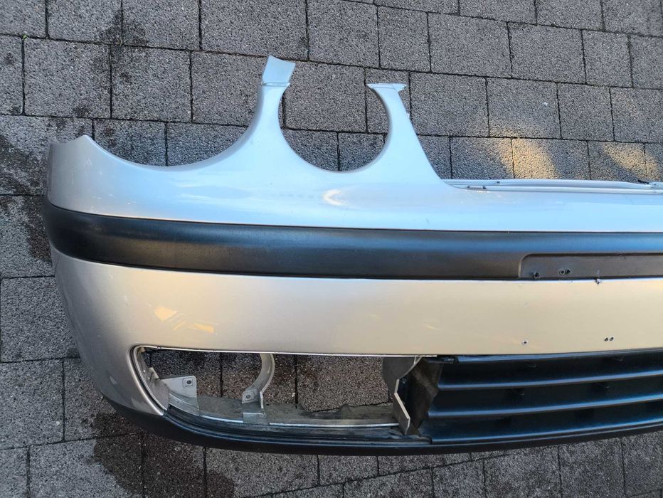 Zderzak Przedni VW Polo 9N LA7W