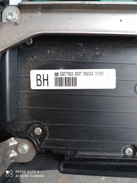 Panel sterowania radiem Opel Insignia G4P15