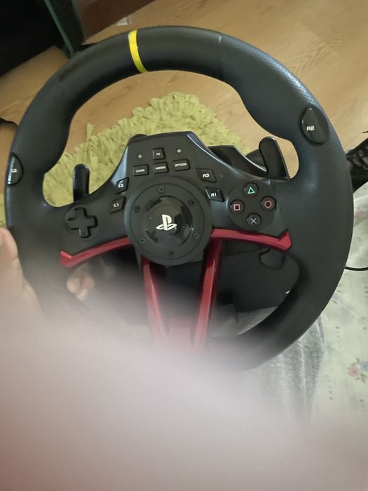 Volante ps4,pc em bom estado