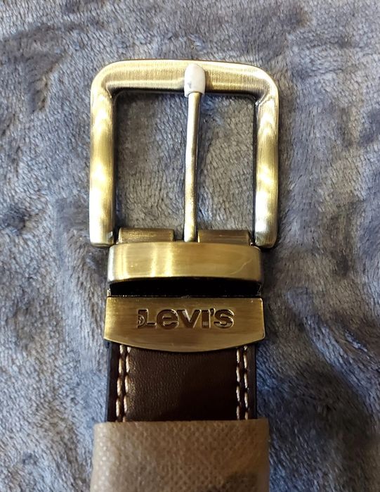 Pasek męski Levis w ozdobnymi pudełku