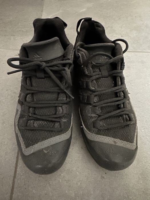 Sprzedam buty męskie Adidas Terrex swift solo