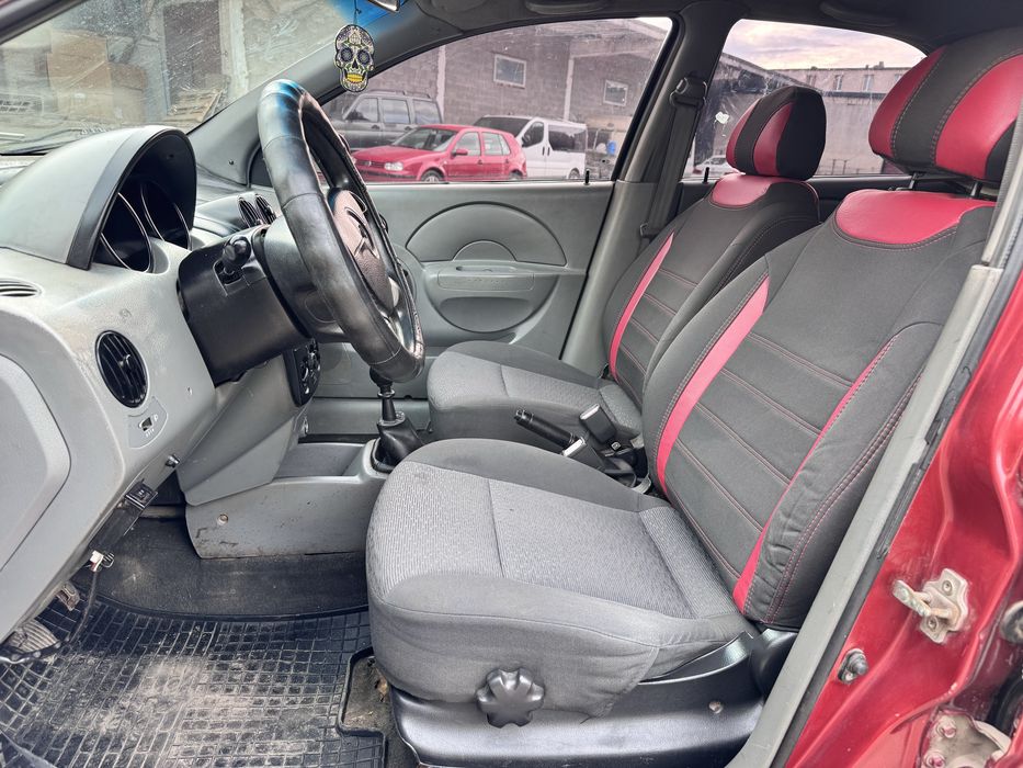 Продам економне авто газ бензин chevrolet Aveo