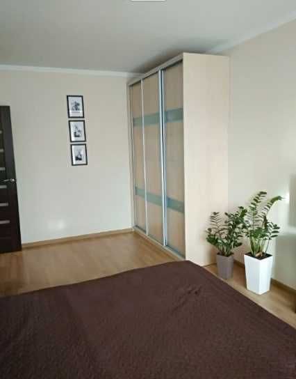 Продаж 2к квартири Виноградар