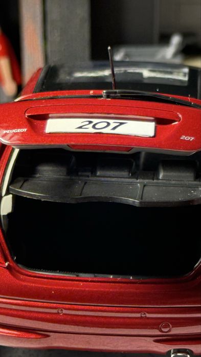 Peugeot 207 1/18 Norev