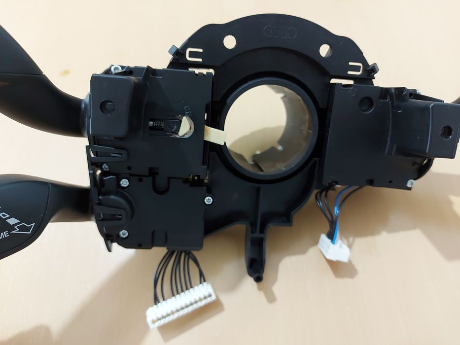 Comutador/Manete piscas Audi A4/A6/Q5  2010/2018 Novo
