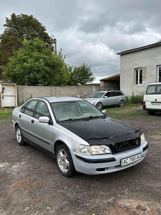 Продам Volvo S40  | 1.8 Бензин | АВТОМАТ | 2001 рік | На повному ходу