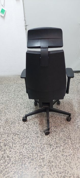 Cadeiras rodadas costa alta