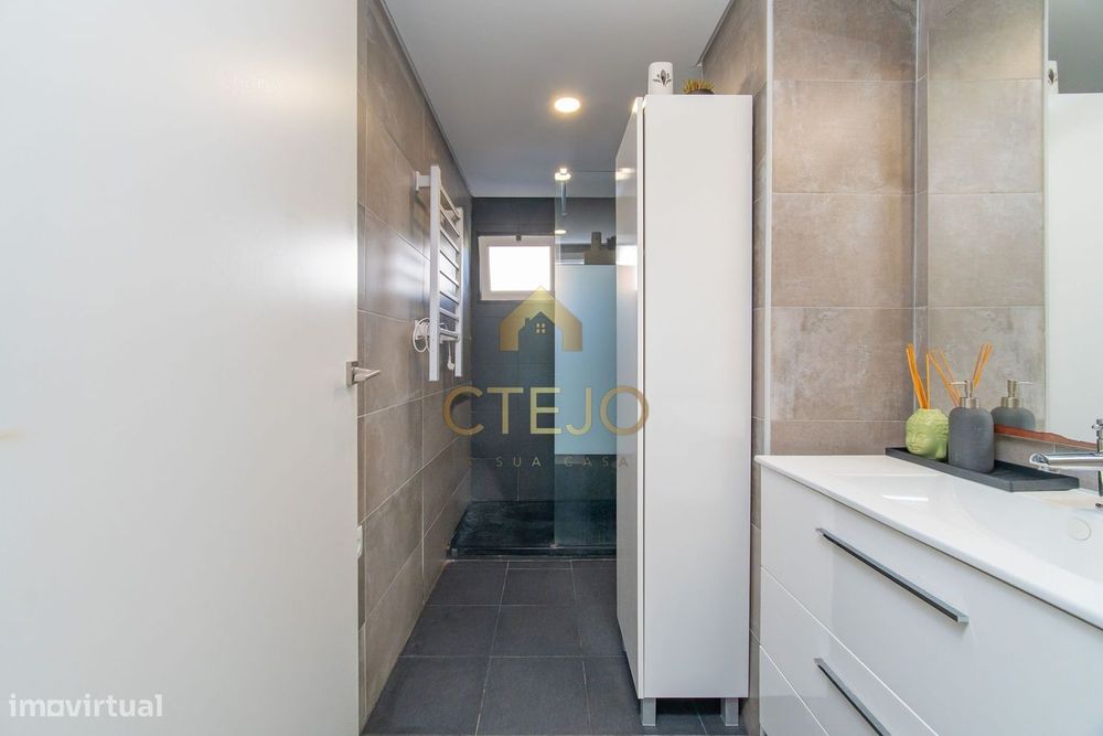 Apartamento T3 C/Arrecadação - Olivais Sul