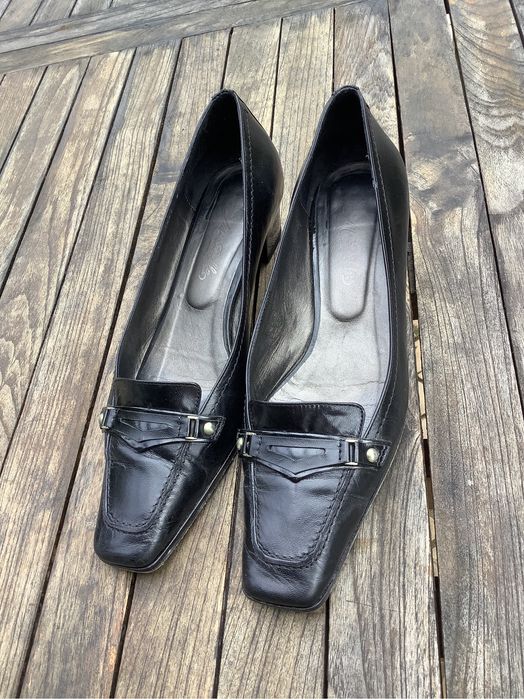 Sapatos de senhora pretos