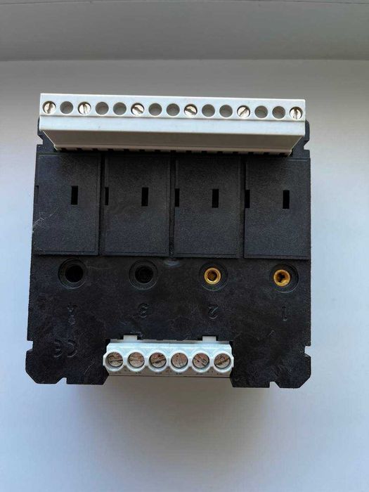 DIRIS A-20
Многофункциональное устройство измерения