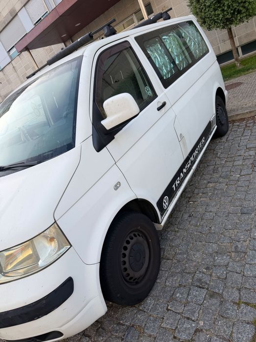 VW Transporter 1.9 TDI 6-seater