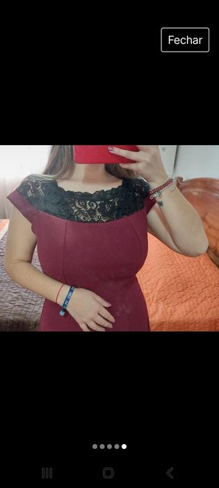 Vestido curto bordô renda preta tamanho S/M