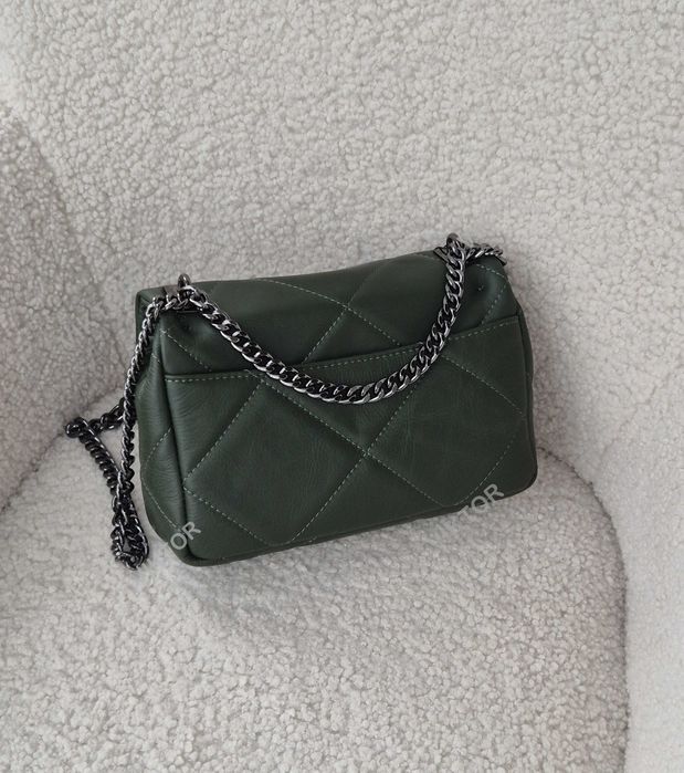 Sale. Кожаная итальянская сумка puffer с цепочками. Шкіряна сумка.