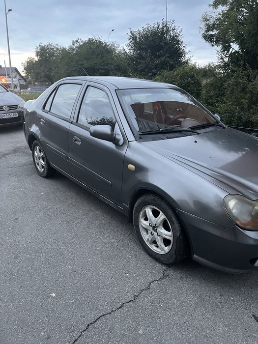 GEELY MR 2008 рік 1.5 бензин