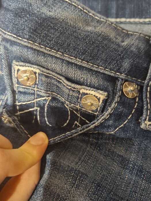 Джинси True religion