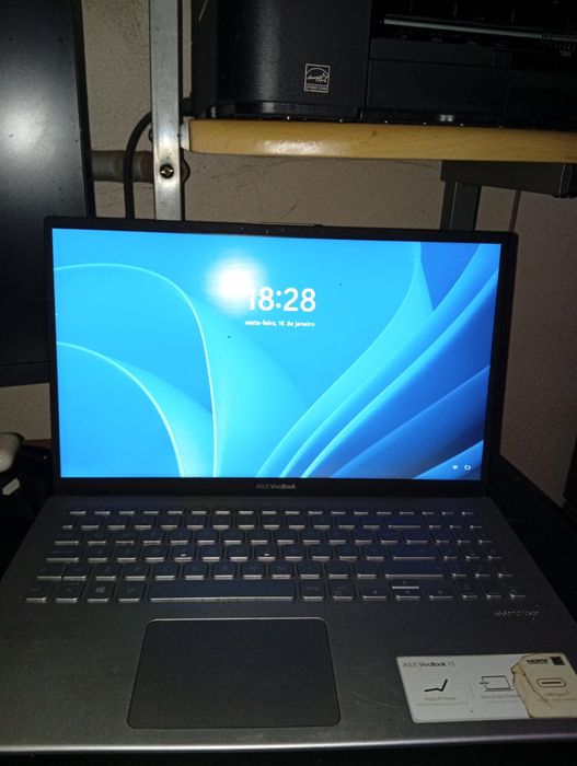 Portátil ASUS VivoBook 15 -X512DA-R5AV8SB1 (AMD Ryzen 5 3500U RAM:8GB)