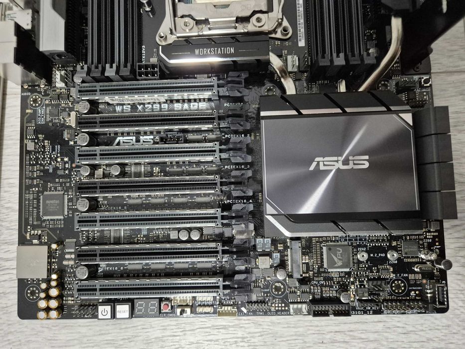 s2066 Intel Core i9-7980XE 18ядер\36п 4.4GHz+ ASUS WS під 7 відеокарт