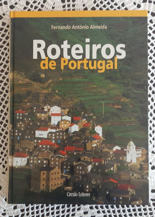"Roteiros de Portugal", de Fernando António Almeida