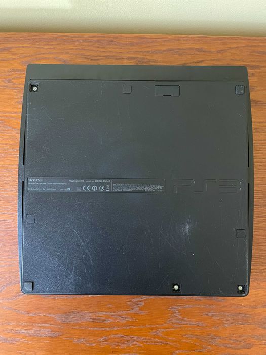 konsola PS 3 Slim 120GB Date Code 9C