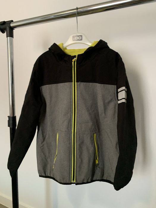 Вітрівка на флісовій підкладці