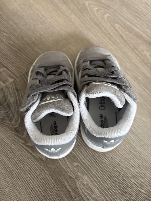 Sapatilha Adidas Campus