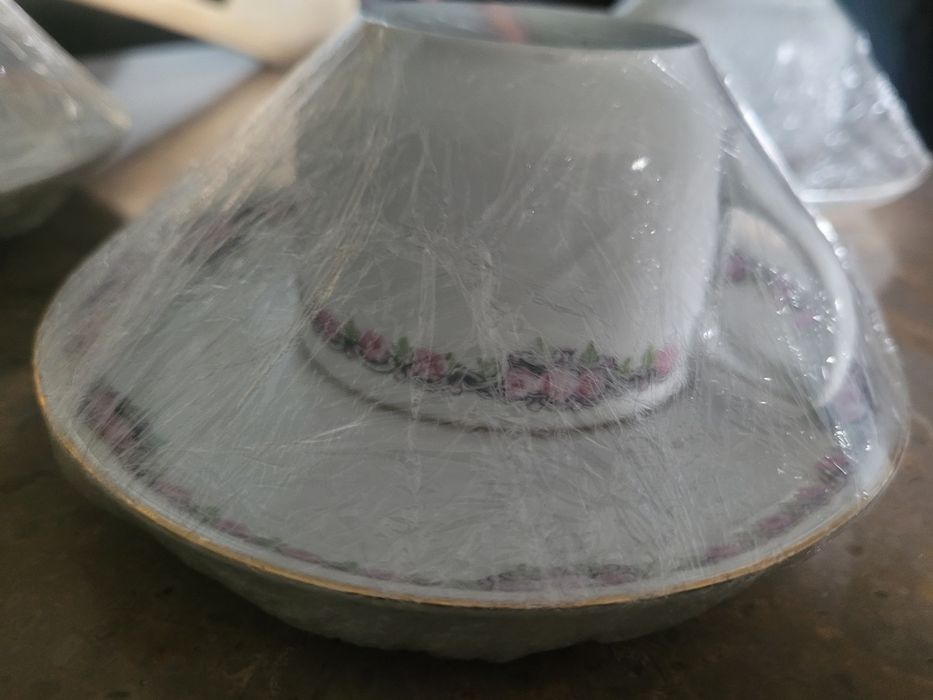 Random Tea Cup Set446354513147340802