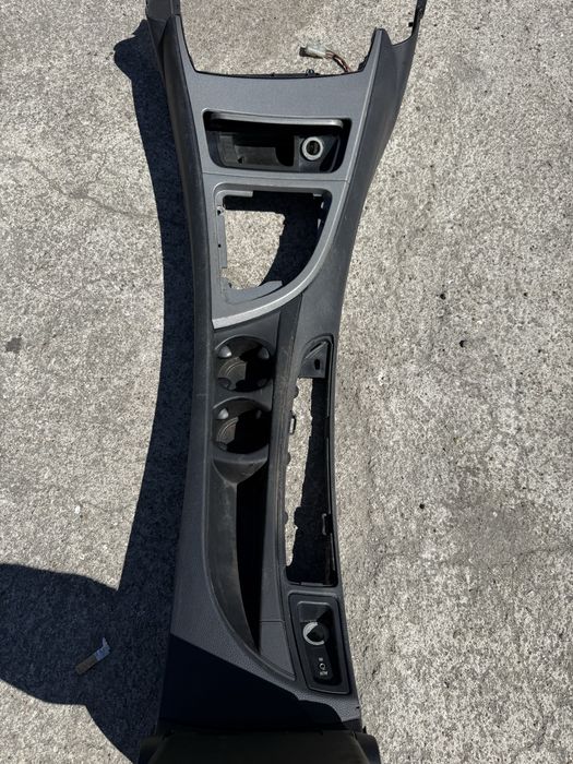 Consola Central BMW Série 1 E87 (RHD - Inglês) para Peças