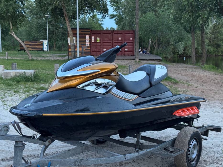 Гидроцикл BRP RXP 215