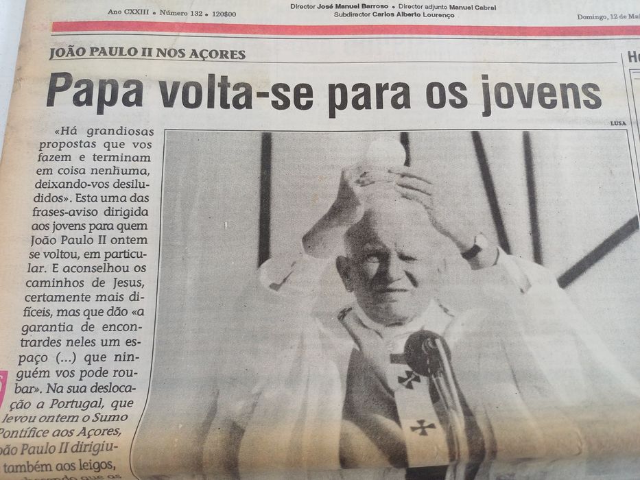 Grande lote de 18 jornais PAPA JOÃO PAULO II