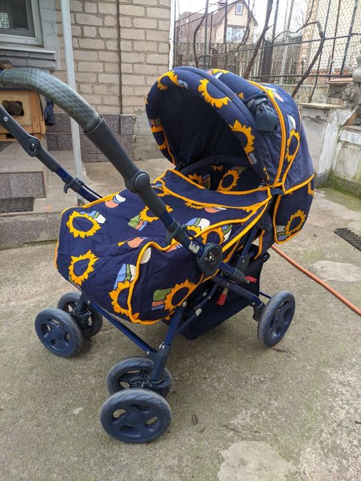 Продам детскую коляску