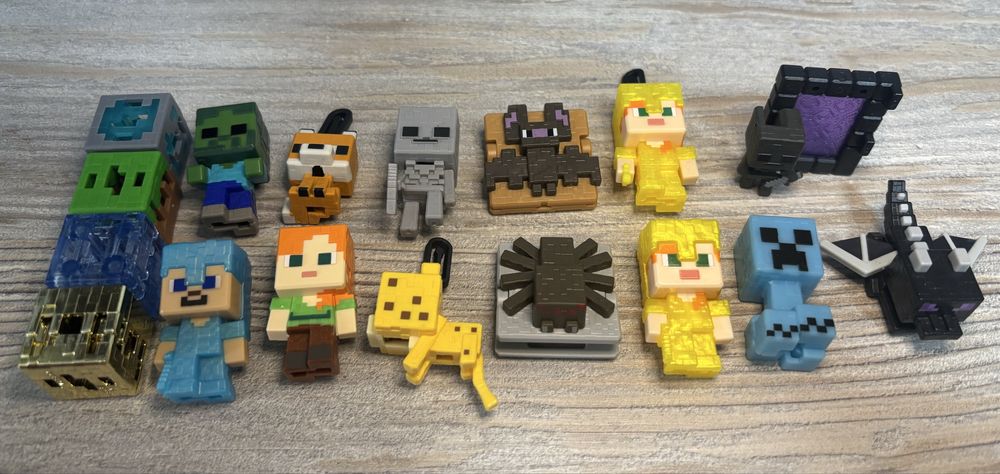 Повторки игрушек Minecraft Kinder