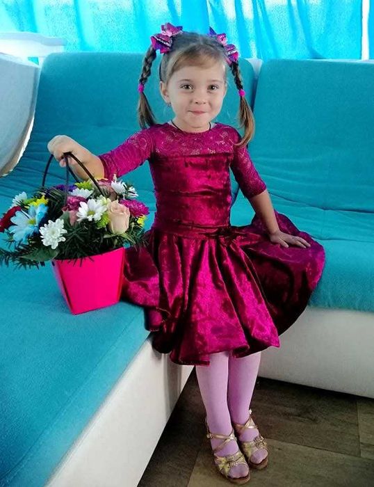 Бальна сукня, бейсик