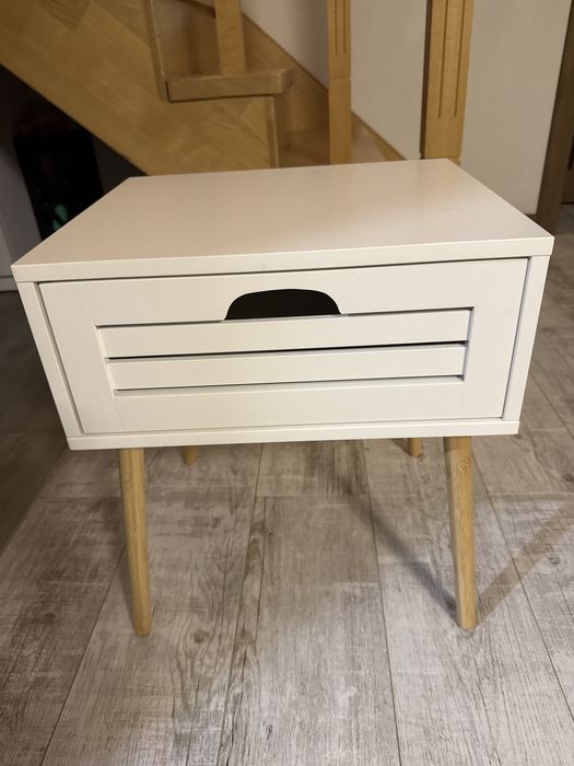 Тумбочка тумба приліжкова jysk