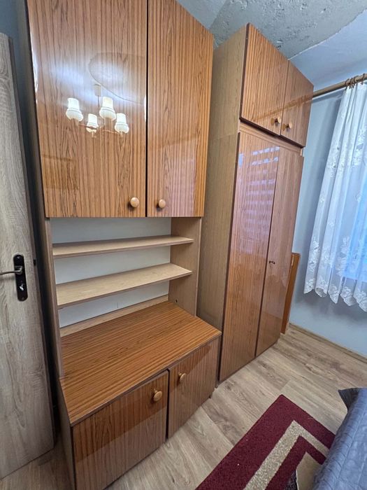 Sprzedam solidne meble  PRL
